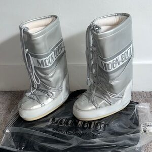 Moon Boot Women's Metallic Silver Winter Boots